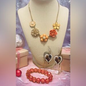0122 Floral Charm Necklace and Earrings Set